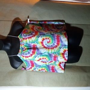 No bounderies tie dyed top.